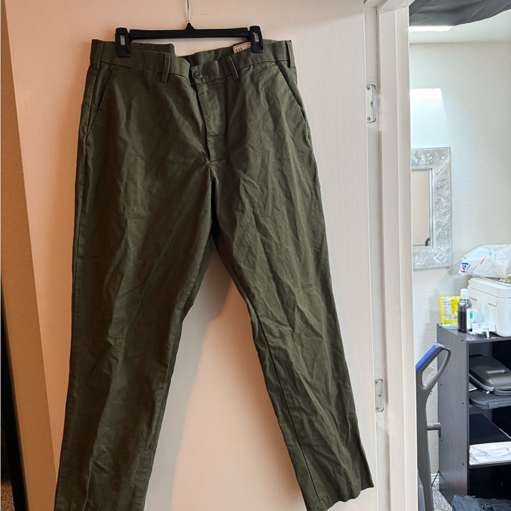 GAP Green Chino Pants Relaxed Fit